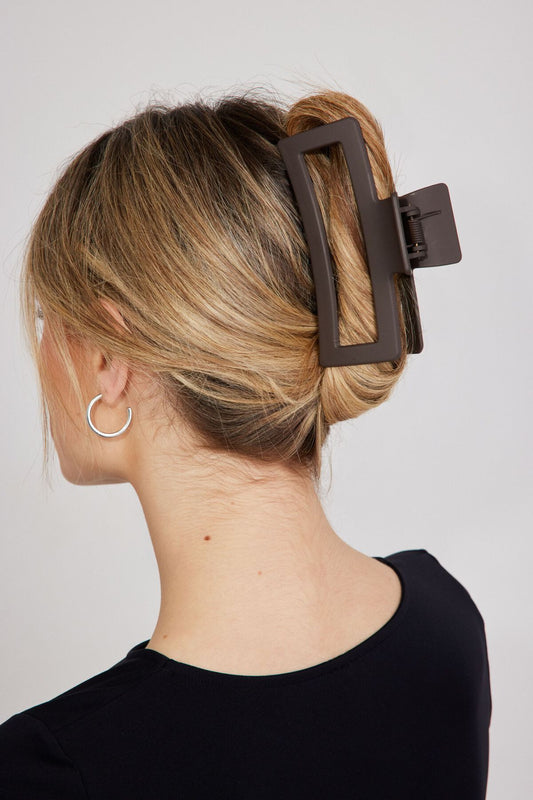 Oversized Rectangle Claw Clip Brown Garage Clothing Women
