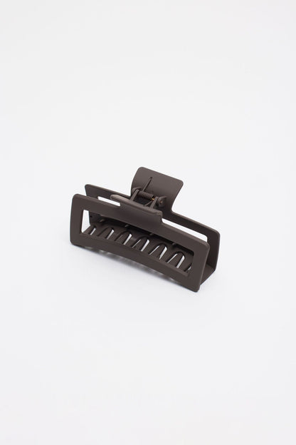 Oversized Rectangle Claw Clip Brown Garage Clothing Women