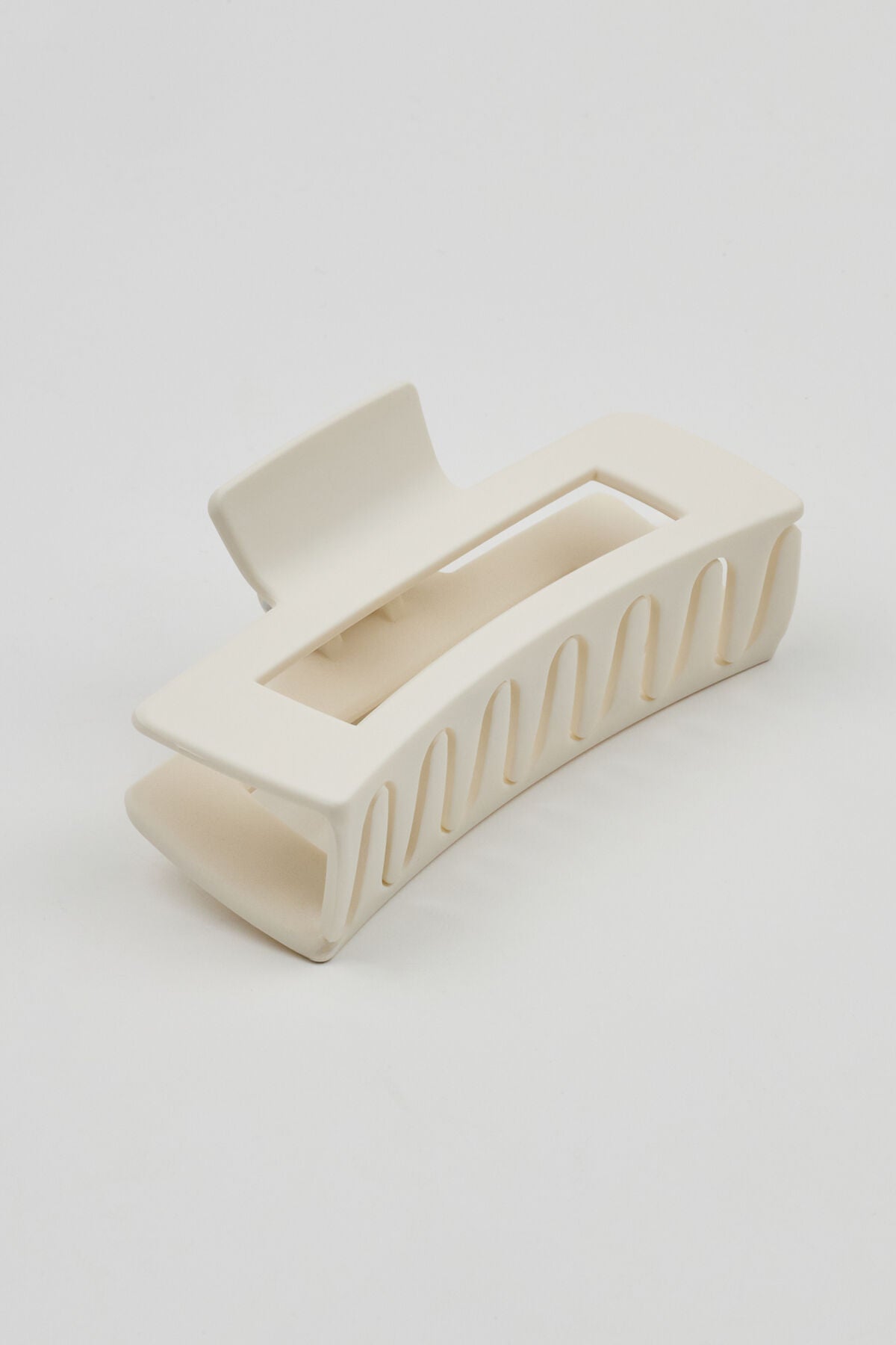 Regular Square Hair Claw WHITE Garage Clothing Women