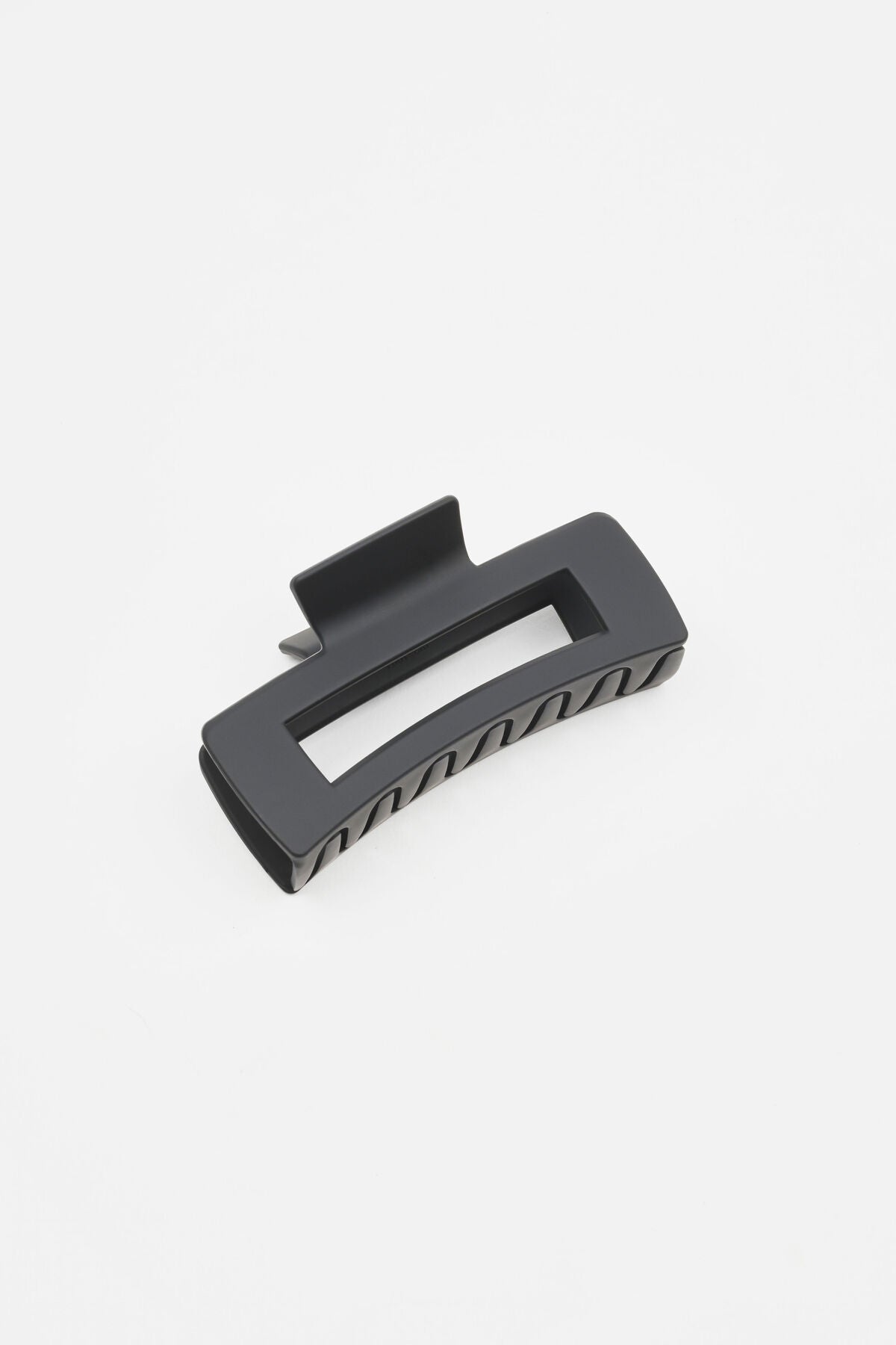 Regular Square Hair Claw Black Garage Clothing Women