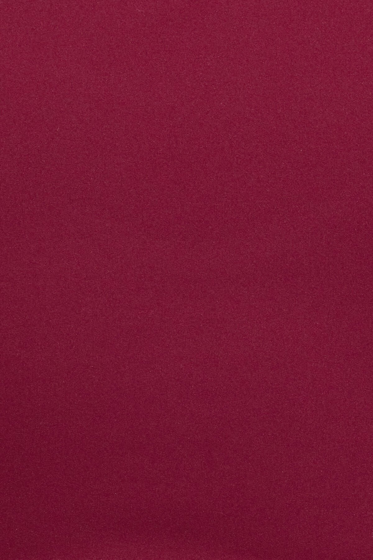 Sleek Sweetheart T Shirt Burgundy Garage Clothing Women