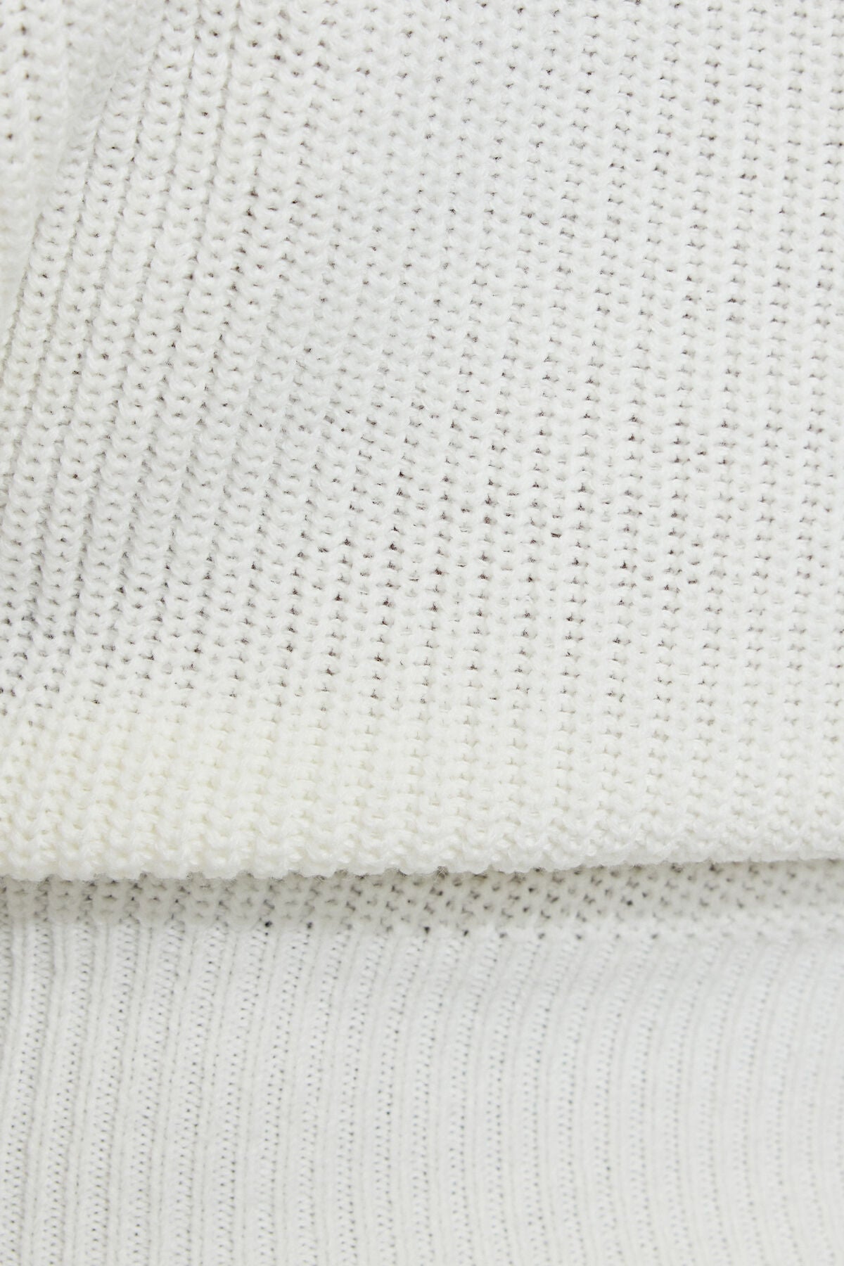 Rylie Supersoft V-Neck Top White Garage Clothing Women