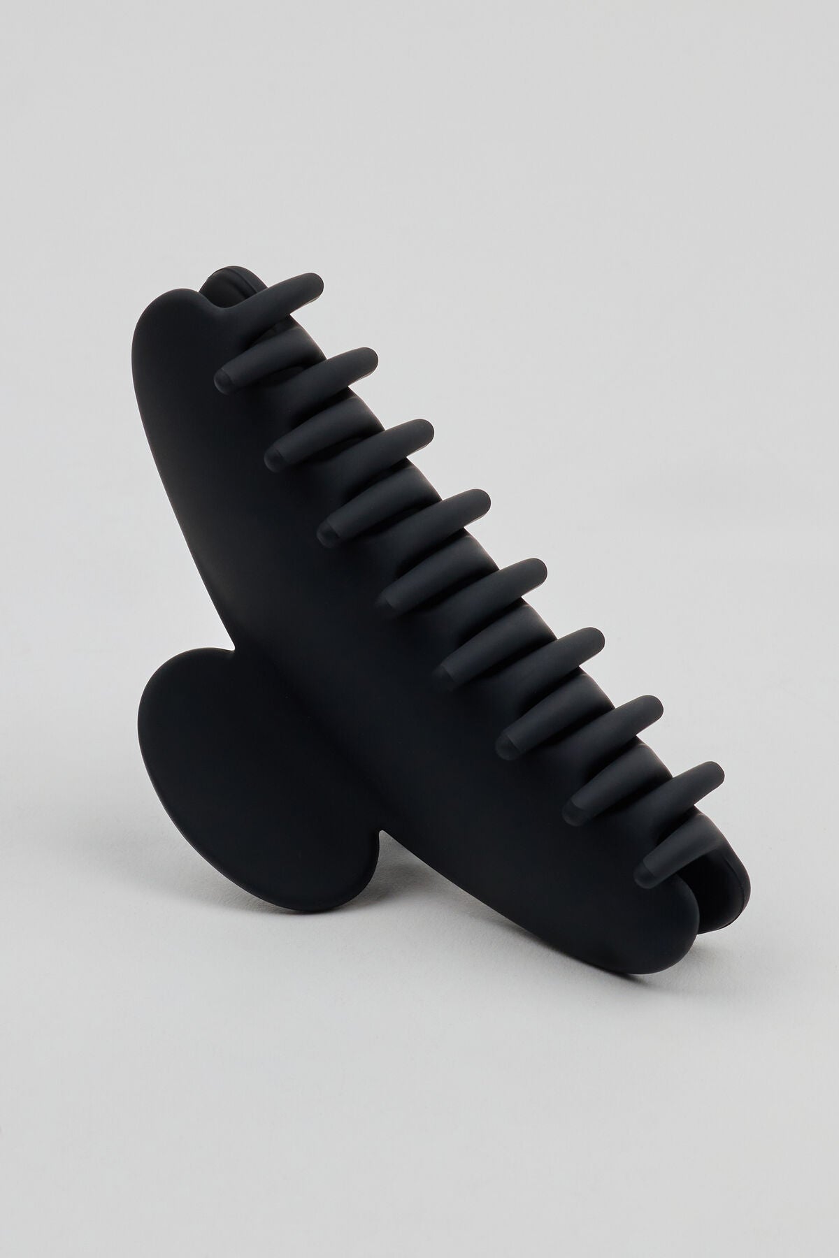 Basic Rounded Small Clip Black Garage Clothing Women