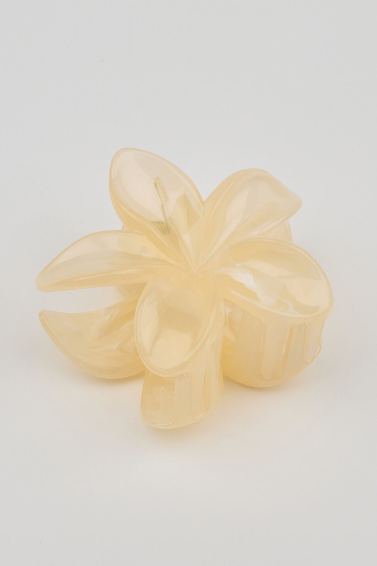 Flower Hair Claw White Garage Clothing Women
