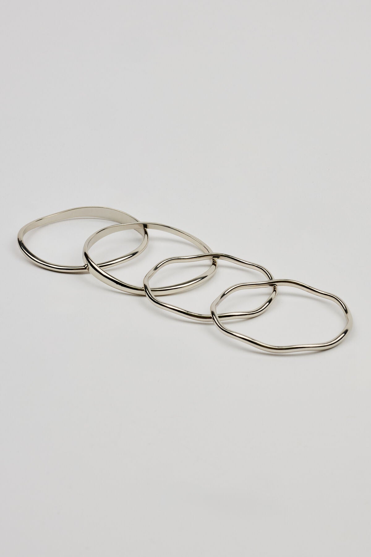 Set of 4 Wavy Bangles Gray Garage Clothing Women