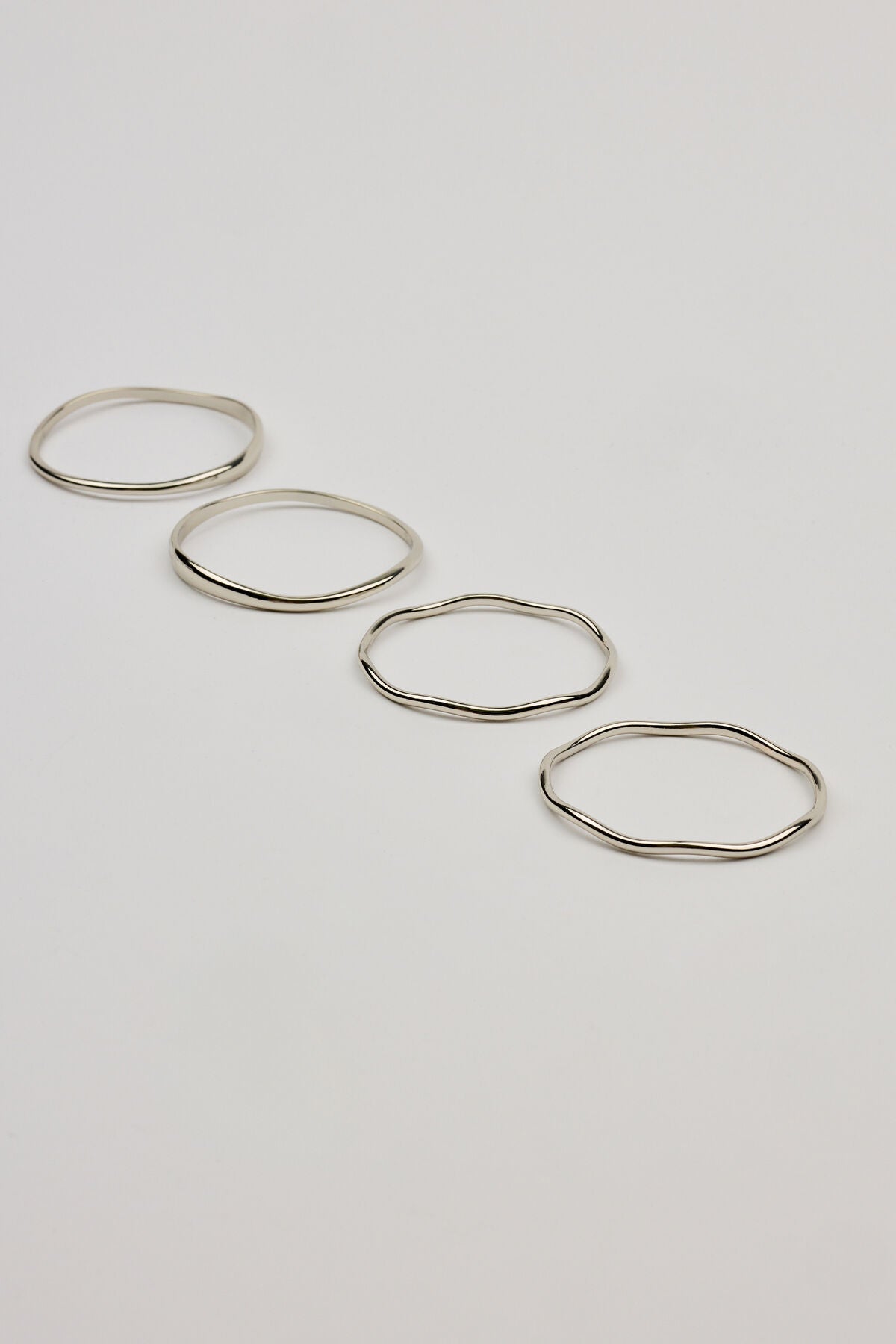 Set of 4 Wavy Bangles Gray Garage Clothing Women