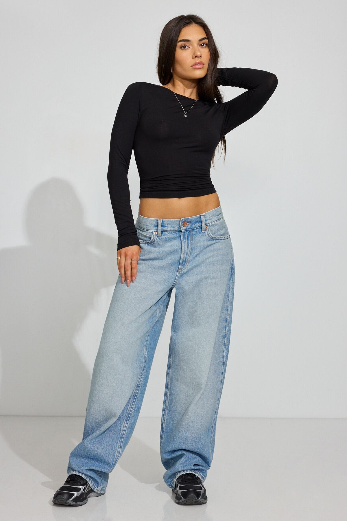 Smooth Long Sleeve Crewneck Top Black Garage Clothing Women